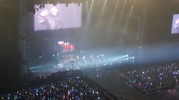 The Hottest tweet media