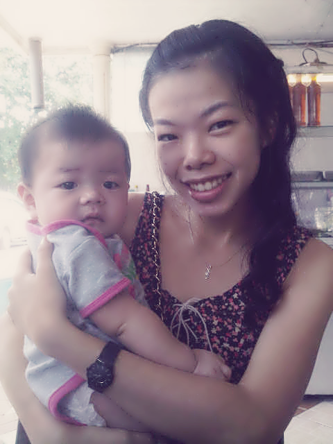 TunkLoveW27's tweet photo. Late post. Nyolong anak org kemarenn.. unyuu yah ^^ ♥ @misrinaa @Quzt @wendy_yea http://t.co/IW5YH14Fcp