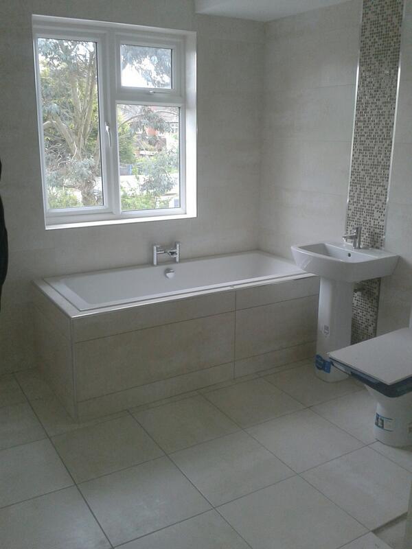 Dean the tiler tweet media