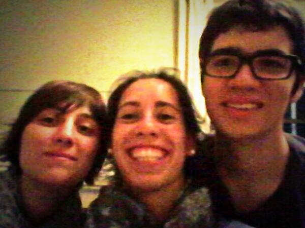 Pagespetit's tweet image. Disfrutant del mal temps!! @CarlaPalmerola @holyhells