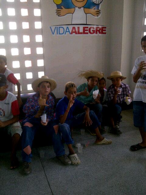 mpaesporte's tweet photo. Olha a carinha das ferinhas kkkkk é só alegria http://t.co/clcEqf7dRF