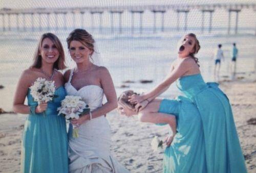 1075daverocks's tweet image. #PhotoBombFriday #MiddayLockdown