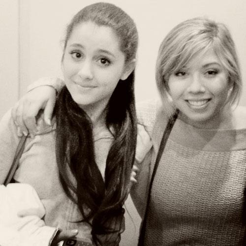 FalseJennette's tweet image. ♥