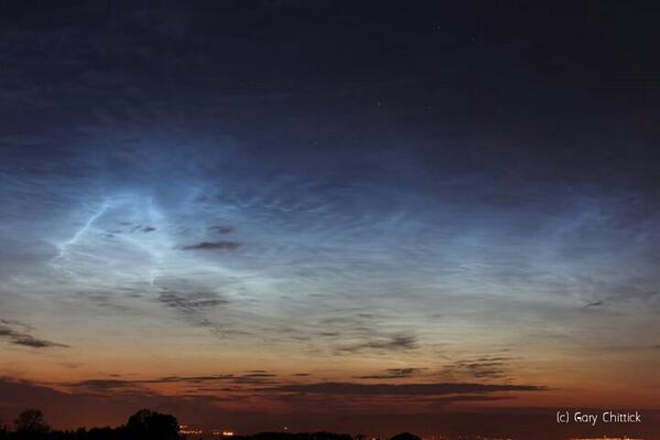 gbc123's tweet image. Gorgeous pictures of #noctilicent clouds on #bbcmidsummer. I think more people will be getting inspired to see them.