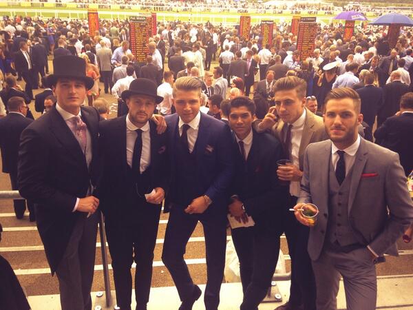 OkeeffeLuke's tweet photo. Final race #Ascot  @Lewis_Gardiner  @jackkeoghan @_ Alexfan @Ryanhandelaar @gtmarkham http://t.co/yZdk4qSAlg