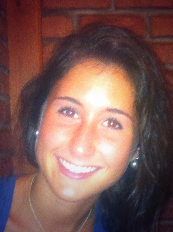 igorarnaez's tweet photo. Se te echa de menos nanaaa! Mañana ya te veo! @estiarnaez http://t.co/1csVyAqqrW