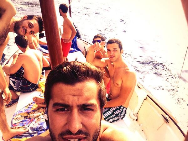 rbenmartinez's tweet photo. Llaüt. @XiscoAmoros @potijack @alexsoller10 @31_juanito @djponsdjvila http://t.co/h6ncwXdGHI