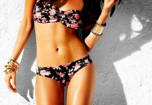 Tumblr__Fashion's tweet photo. #Summer is #Here . #Rock the #new #BaithingSuit for #Summer2013 !! ♥ http://t.co/iMLH5I5vW4