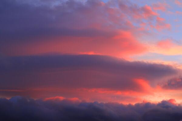 ChilledOutRossy's tweet image. Sunset in north harris, western isles last august. #bbcmidsummer