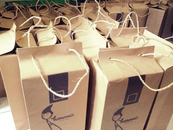 kanevasID's tweet photo. Thank you customers! ☺❤ http://t.co/BiA7csVHk9