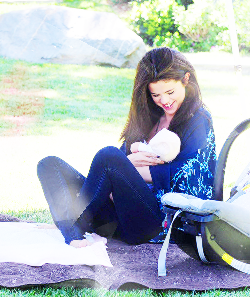 SophiaHRP tweet picture