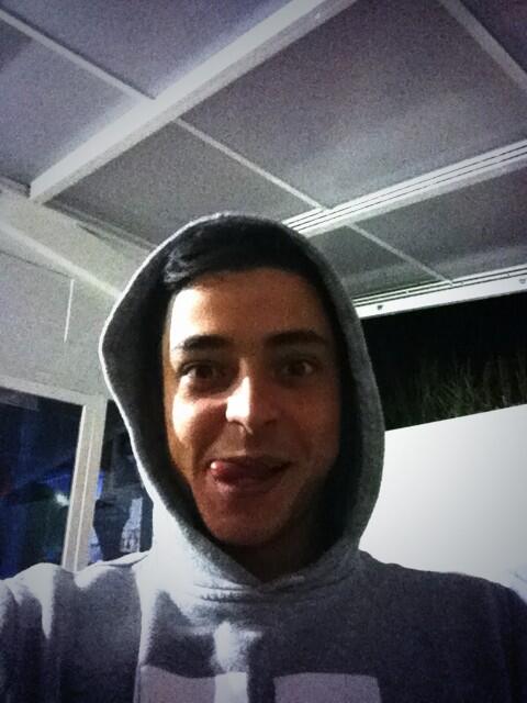 AdrianVTorres's tweet photo. “@sofisssophie: "@AdrianVTorres: Para @sofisssophie. http://t.co/6PfP9Jz6w0" jajajaj sublime! :)” AMOR DE RUBIAAA!