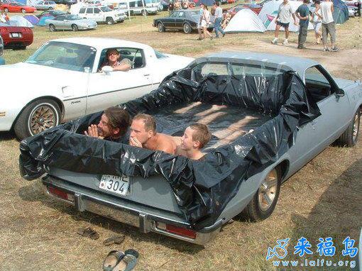 ありえない車画像bot (@bbbcarbot) on Twitter photo 