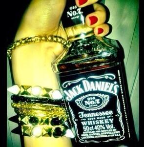 aNge_022's tweet photo. Holaaa feliz viernes!! http://t.co/ITT2H1p8nx