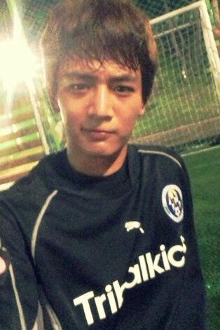 SHINeeAttack's tweet photo. Choi Minho! :-) RT @Famous_Jae: 최밍밍호 늦은새벽 영혼없이 멘트없이 사진 투척 나만 보기 아까워 나도 투척 http://t.co/QNSUtHREmn