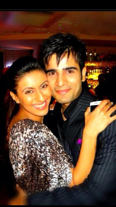 Embedded image permalink