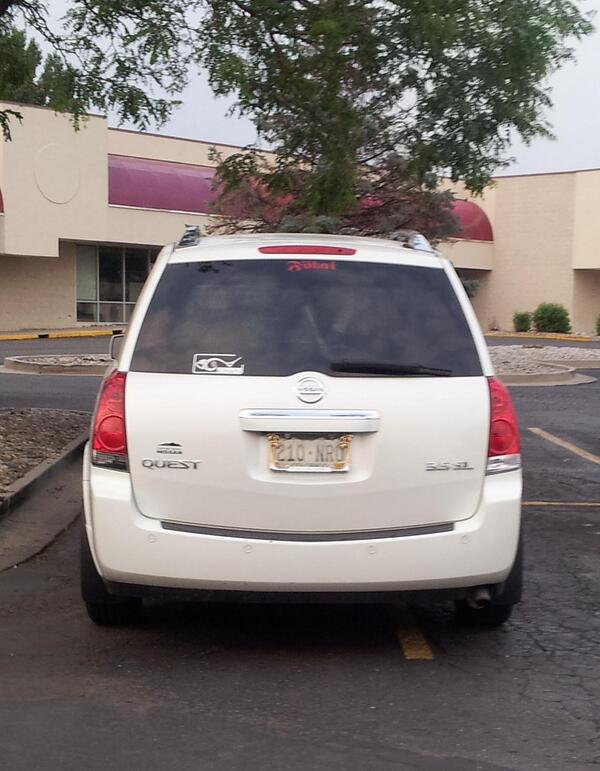 SpringsDrivers's tweet image. Apparently it was not a "Quest" for knowledge. #idiot #niceparking #baddriver #inconsiderate #selfish