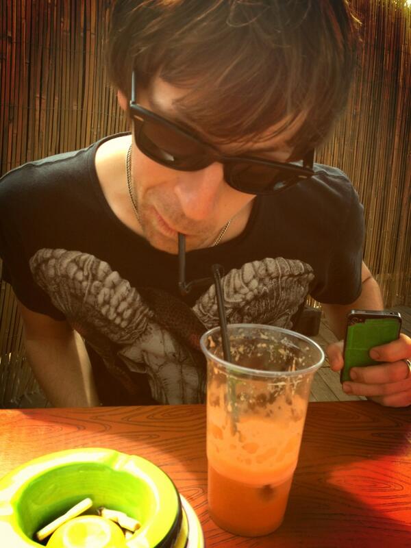 Resident juicer <a href="/tobiashumble/">Tobias Humble</a> #brucespringsteen