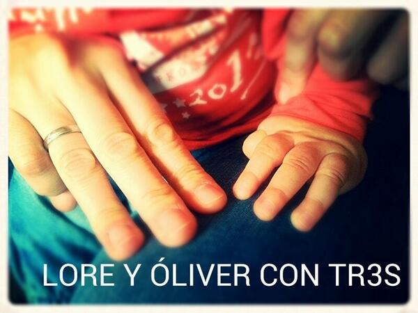 LorenucaG's tweet photo. @TR3Smsc Óliver y yo estamos con vosotros!! http://t.co/Fyl87X19I0