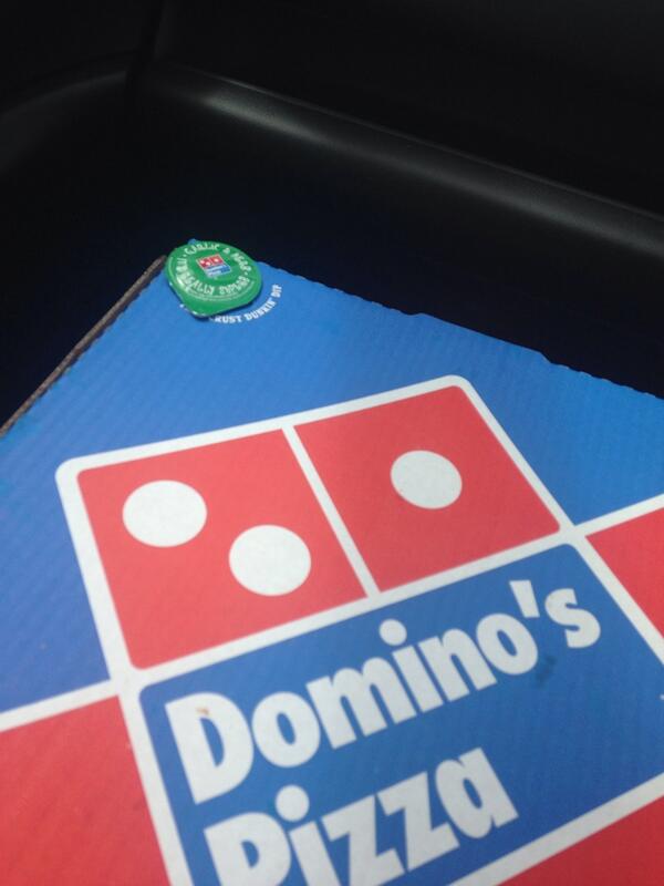 CarolineBethel's tweet photo. #hangovercure #stilldrunk #tonylovesapizza @TAitkennn  #munchy #hamgiver #cute #seanpaul http://t.co/cJ91PxfmIP