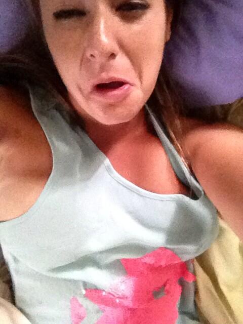 aleALLIEjandro's tweet image. What a legend #sameclothes #differentday