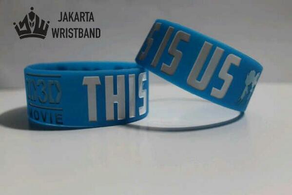 JakWristband's tweet image. 1D3D Blue Glow. #Nama #NoTlp #AlamatLengkap #Wristband + Jumlah order via SMS/WA 087887155874. IDR 70k