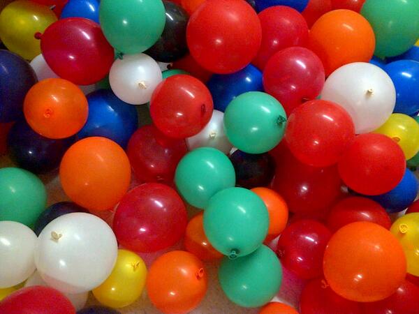 SandyJill2013's tweet photo. #Ready4Summer Balloon fun, many colors. @WalmartCanada. http://t.co/aeqrK7XERw