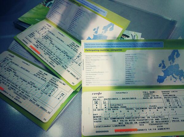 ludorado's tweet photo. billetes de interrail comprados @suslopez7 @Palo_Trillo http://t.co/8YJlzCC5Ix