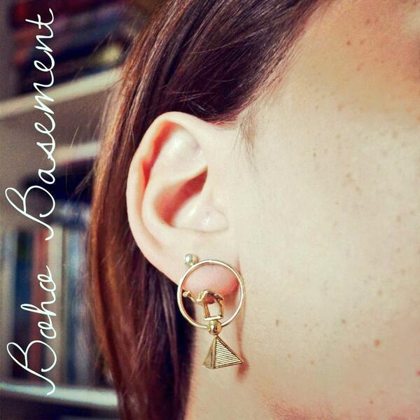 boho_basement's tweet photo. One of a kind gold camel earrings only $4 http://t.co/EuE1r0HcgJ