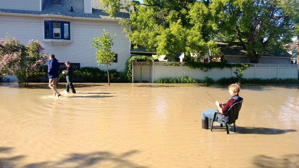 BNYH6BfCAAAfiGI.jpg:large