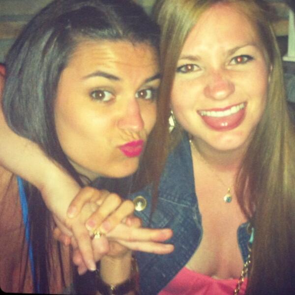 ItsKLa's tweet image. Im so lucky, I have a day date with my bff @julietoone tomorrow, how many of u get to say that!? #2long #homies4lyfe