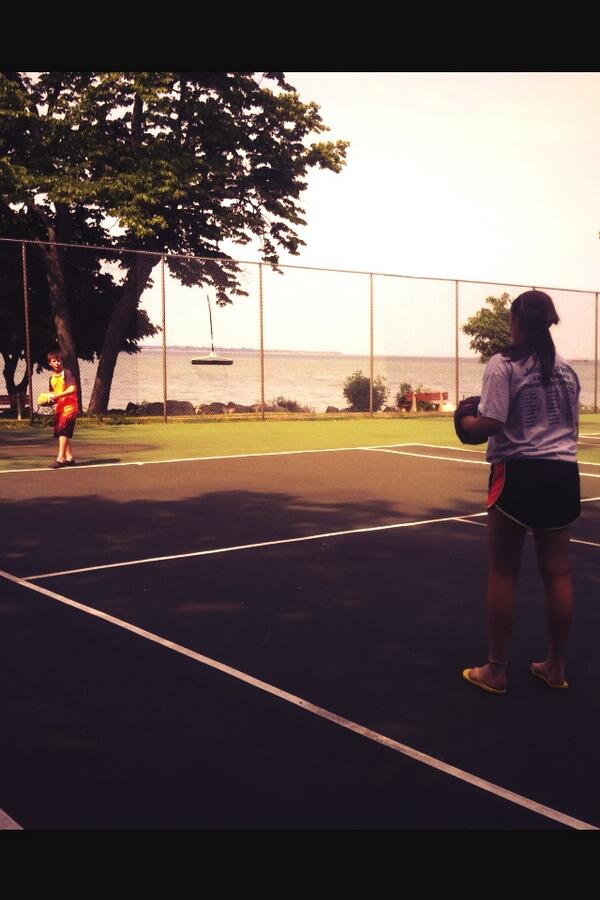 emilymiller1217's tweet image. #pitchingpractice ⚾😋