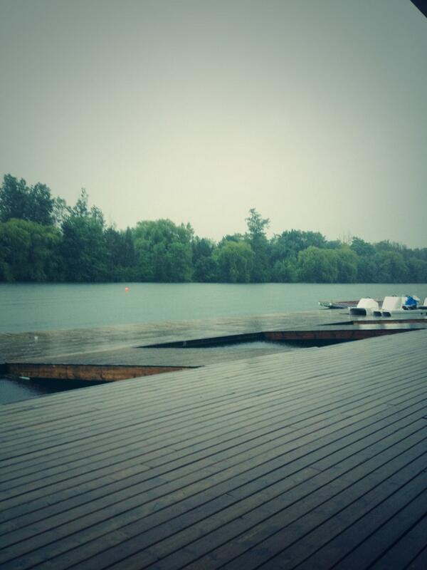RowingProblemsx's tweet image. Dark and Rainy Days #RowingProblems