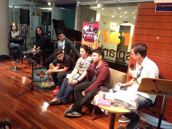 Meet L'Alphalpha at #baybeats Observation Deck now!