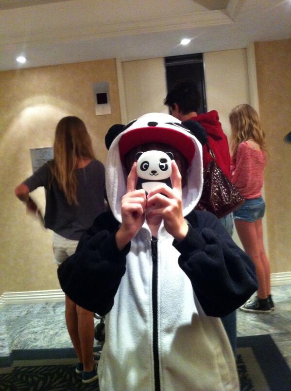PandaCanDoDat tweet picture