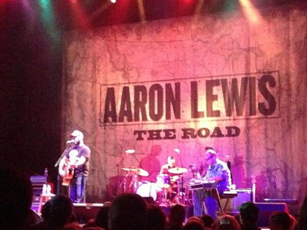 cmf510's tweet photo. Incredible voice! Love Aaron Lewis!! #jagermusic http://t.co/YKyRhCXolW