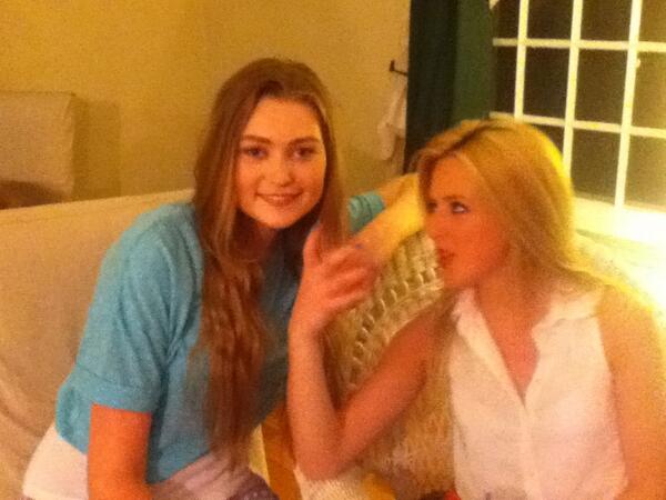 Jane_Leahy's tweet photo. Getting bossed around as usual by @MallowMaria #storyofmylife http://t.co/luYt6lh61x