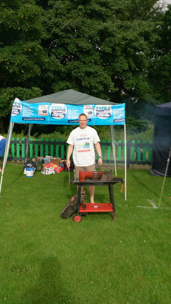 mfearnhead's tweet photo. @DiabetesUK @ath1984 all set up BBQ on! http://t.co/oz18g3tjST