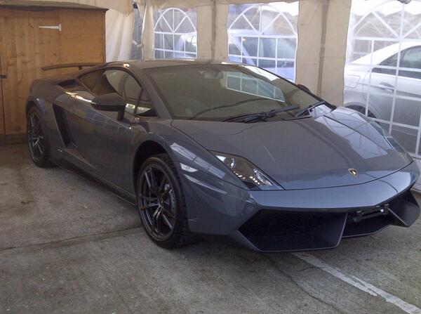 AutoKeyGroup's tweet image. Sunday morning call out, vehicle entry to a #GallardoLp570 with keys locked inside. What a Beast! #Lamborghini