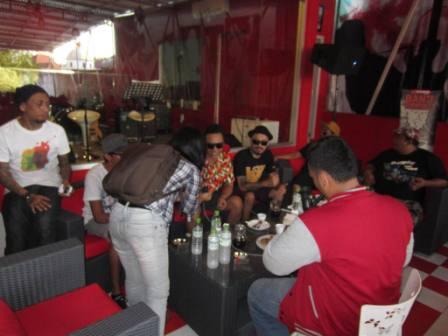 TeamDSCP's tweet photo. #ASoundVersity #SHAGGYDOG #STUDIOACAFE http://t.co/hdOeTRaIGq