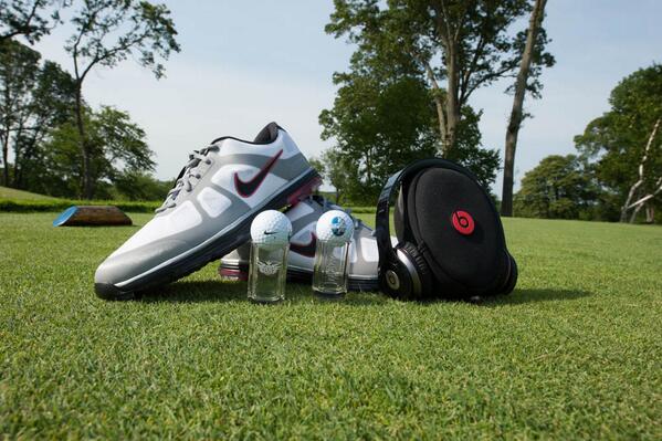 #Nike #BeatsbyDre #TequilaAvion will be out on the links for tmrw #bdgolf. to learn more
go bit.ly/BDgolf
