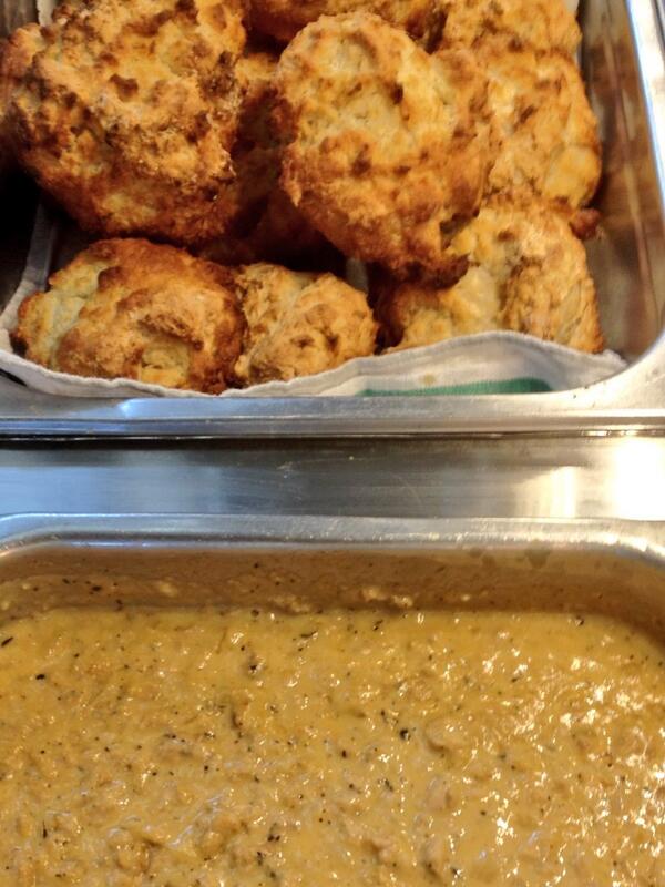 KitchenLittleOh's tweet image. Chicken Sausage Gravy &amp;amp; Biscuits