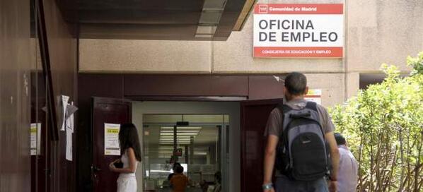Encuentroemple's tweet photo. España es hoy el país europeo con las peores perspectivas para encontrar un trabajo http://t.co/jPn0mHIxZB http://t.co/L94GkdGFT1