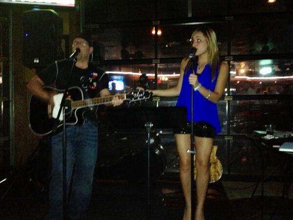 MarySarahST's tweet photo. "@MarySarahMusic: From Fridays gig http://t.co/I8y8GKiH8d"