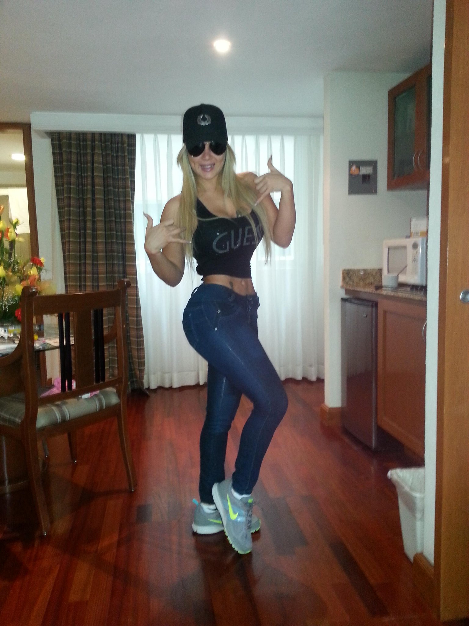 una hermosa paraguaya pame gonzalez+18