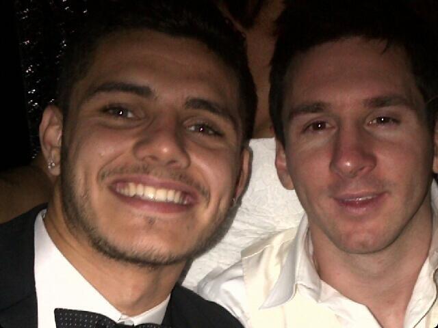  [Picture] Are you stoned? Lionel Messi looks weary eyed at a Dolce & Gabbana party