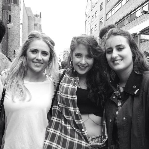 Georgia_Brice's tweet photo. @Harriet_Brice @Allyc89 #krankbrothers #streetparty http://t.co/6FwCnBWS9X