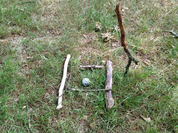 <a href="/golfbaanrvn/">Golf RijkvanNijmegen</a> Zo trof ik mijn bal na mijn slag en luide FORE. Had de flight vóór ons gedaan op H2 Oost. LOL!!!