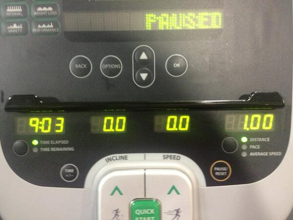 MonicaRuiz08's tweet image. Soooo close! #mile #goal #runnersproblem