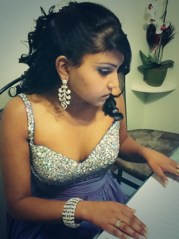 onntherox's tweet image. #Prom2012 💁